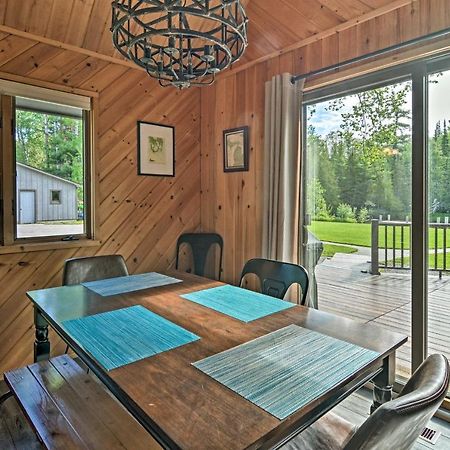 Riverfront Traverse City Cabin Fish, Kayak And Tube Exterior foto